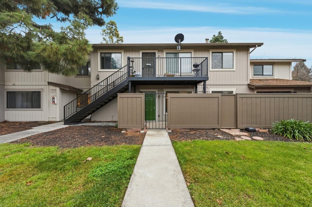 235 235 Famoso Plaza, Union City