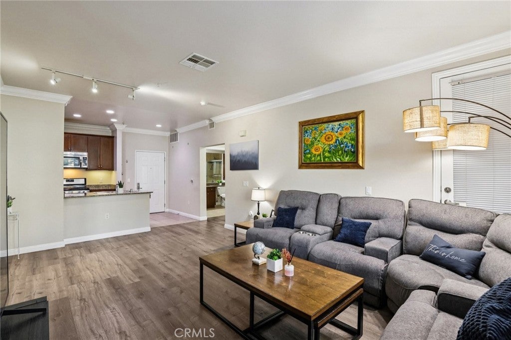 Photo of Listing #OC26028526