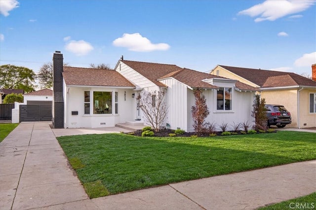 3825 Edgehill Drive, Los Angeles