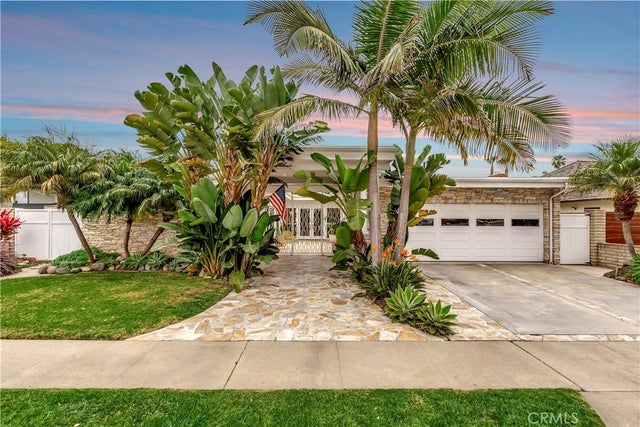 17164 Edgewater Lane, Huntington Beach