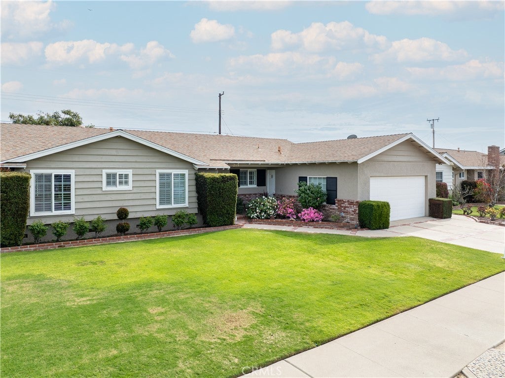 Photo of Listing #OC26027398