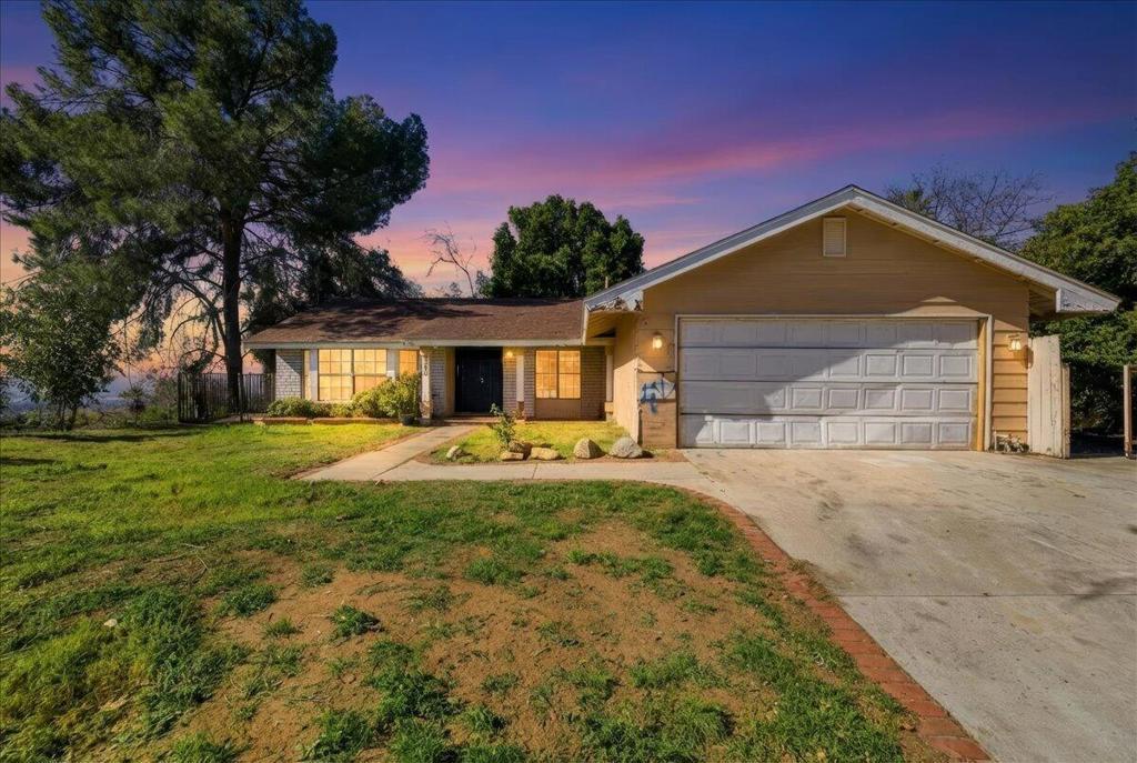 Photo of Listing #219143072DA