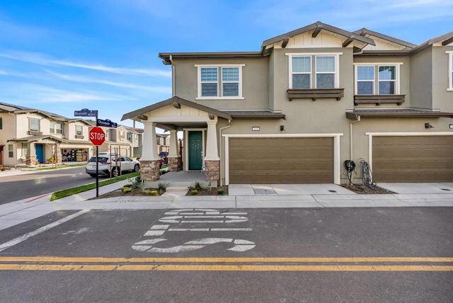 122 W Riverside Place, Tracy