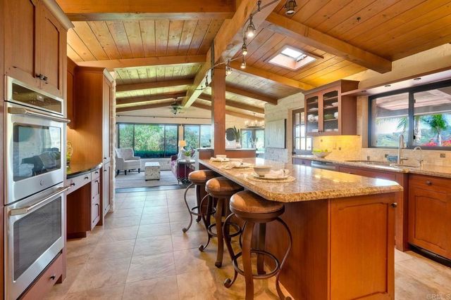 3149 Old Post Rd, Fallbrook