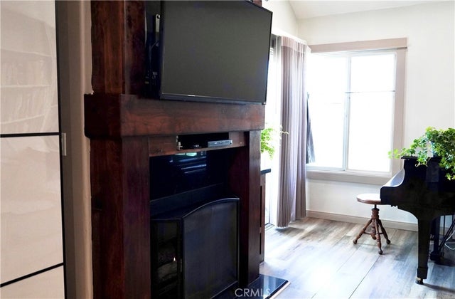 1100 Newport Avenue # 403, Long Beach