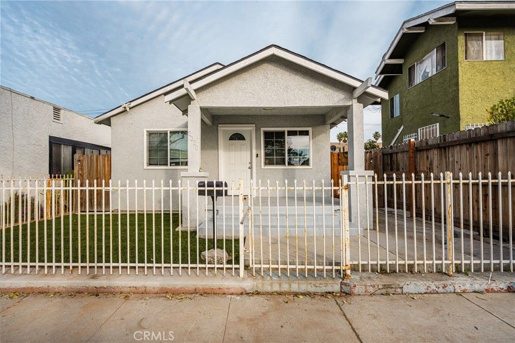 2320 Locust, Long Beach