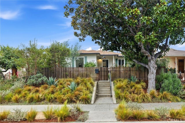 1023 Acacia, Torrance.