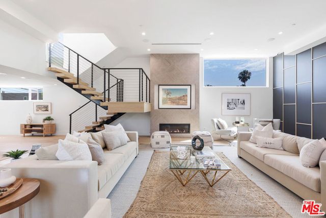 658 California Avenue, Venice