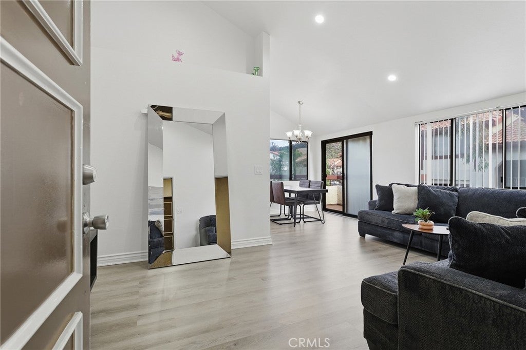 Photo of Listing #SR26032193