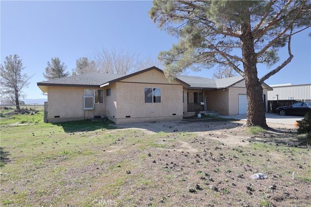 7540 W Avenue A, Lancaster