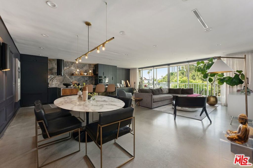 Photo of Listing #26650817