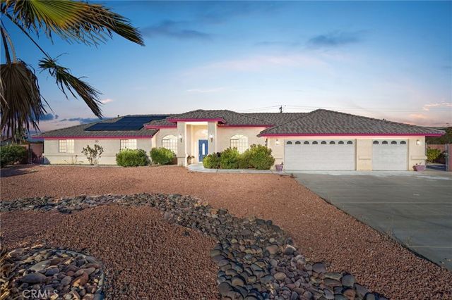 16460 Malahat Road, Apple Valley
