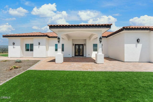 5927 St Maarten Drive, Moorpark