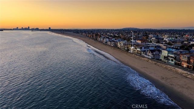 10 66th Place, Long Beach
