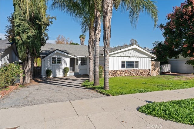 22727 Collins Street, Woodland Hills