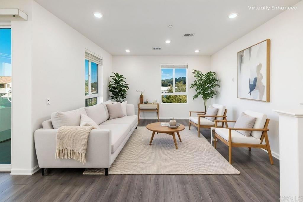 953 Radcliffe Trail, Vista