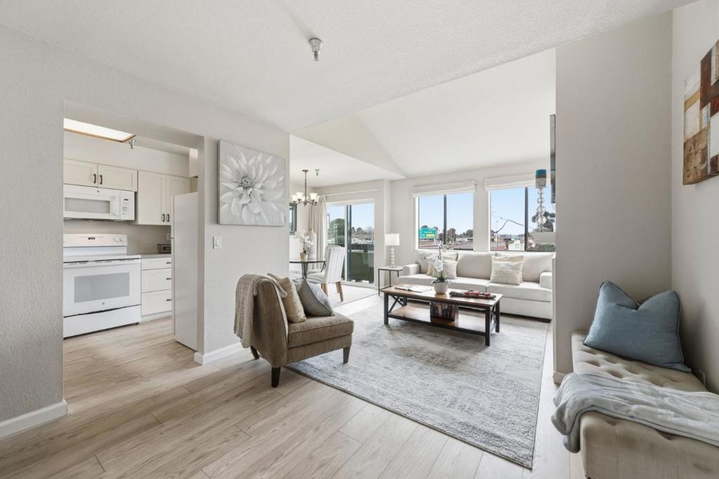 Photo of Listing #ML82034796