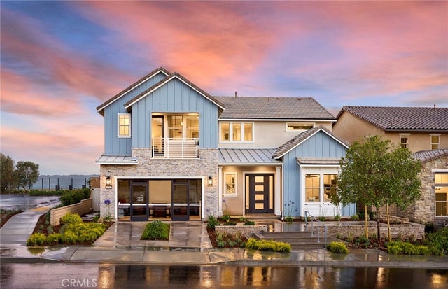 11808 Canoga Avenue, Chatsworth