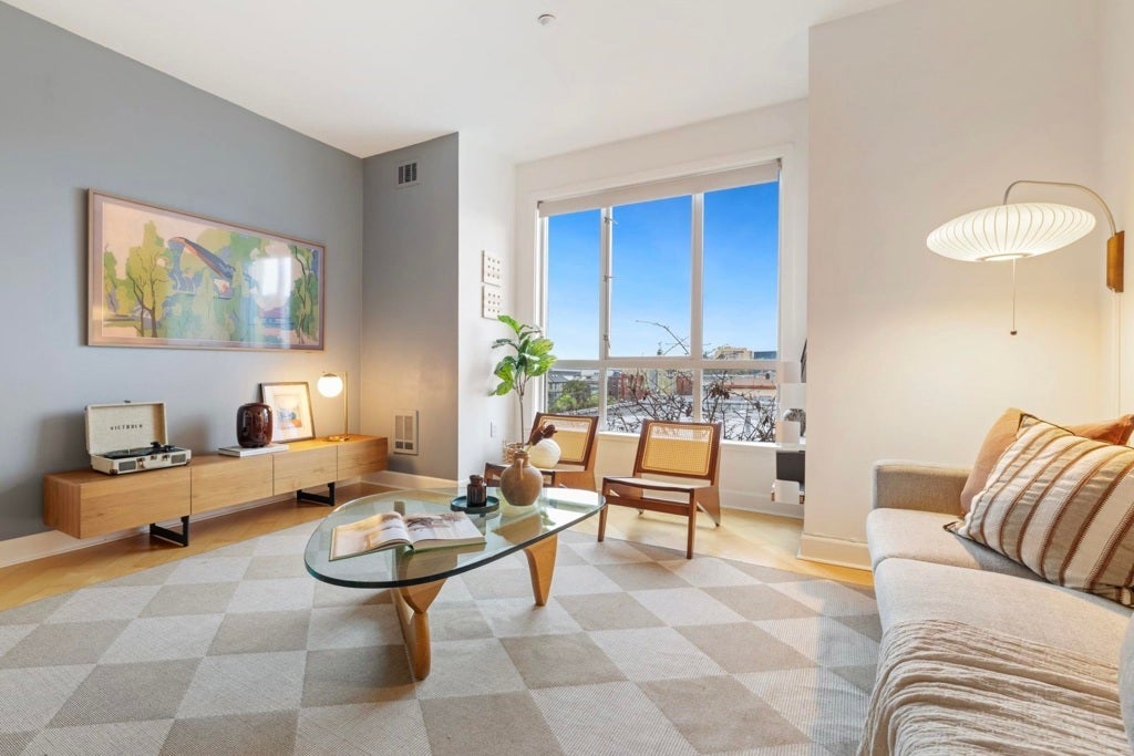 Photo of Listing #41123873