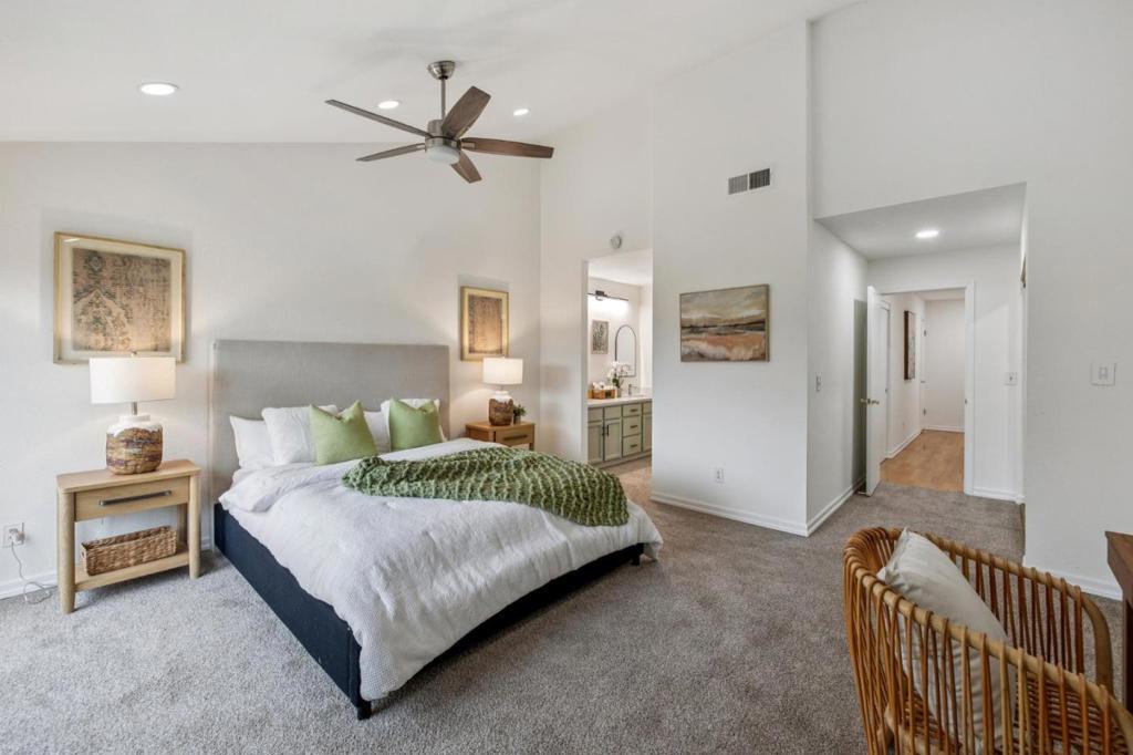 Photo of Listing #ML82030355