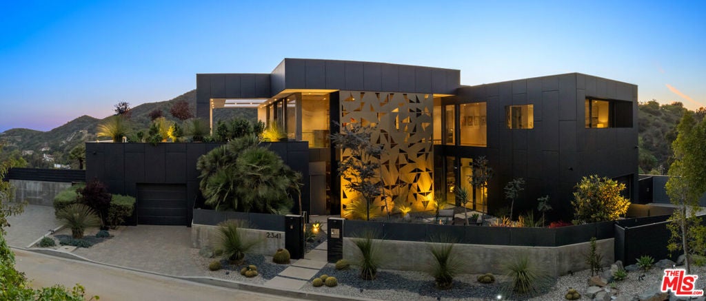 Photo of Listing #26651413