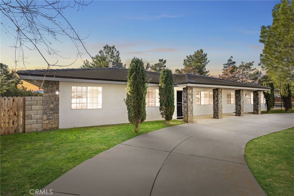 Photo of Listing #DW26027829