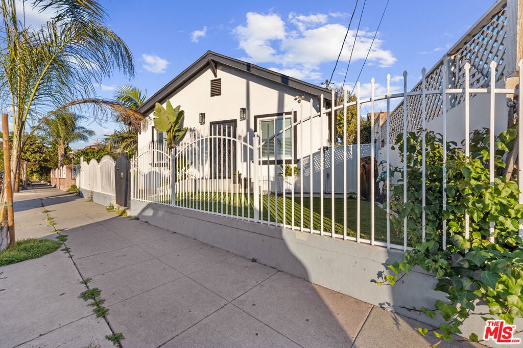 Photo of Listing #26651417