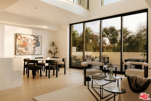 2919 Waverly Drive # 106, Los Angeles