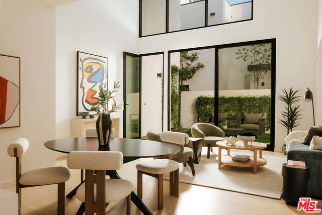 2919 Waverly Drive # 103, Los Angeles