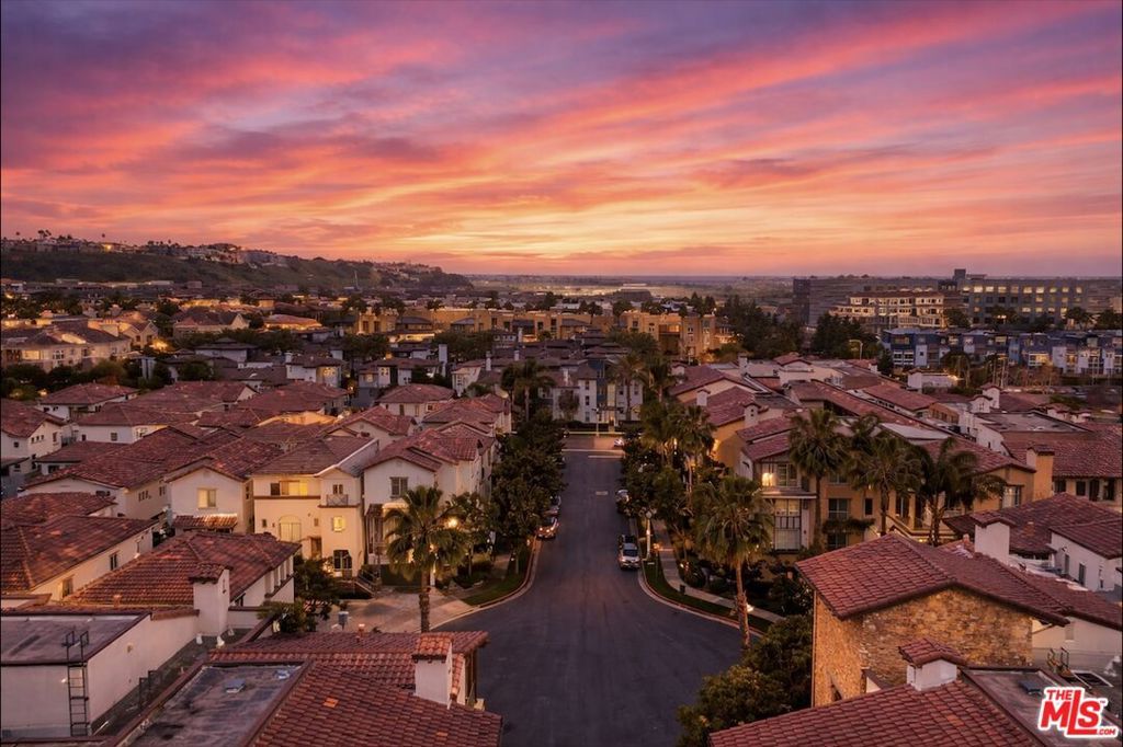 Photo of Listing #26651311