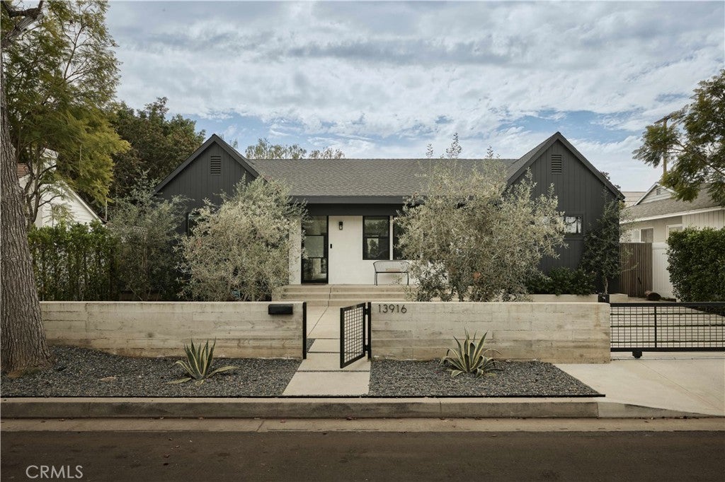 Photo of Listing #SR26032237