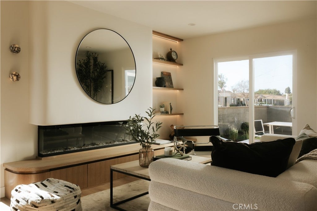 Photo of Listing #SR26032993