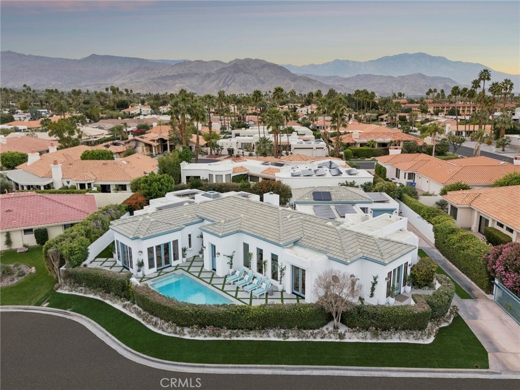 45355 Taos, Indian Wells