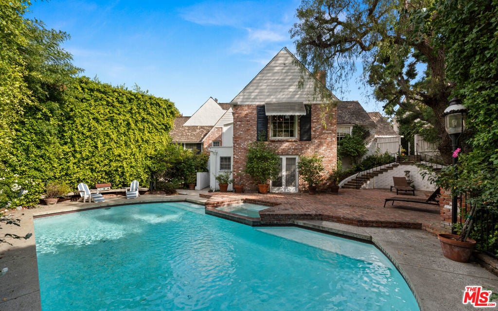 Photo of Listing #26647363