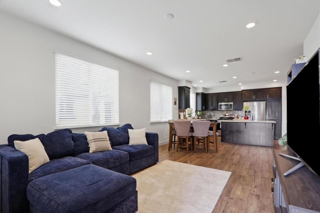 Photo of Listing #ML82029910