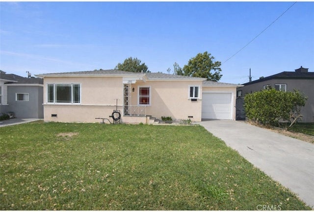 2115 N Pass, Burbank