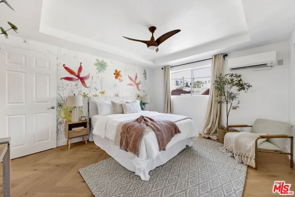 Photo of Listing #26651485