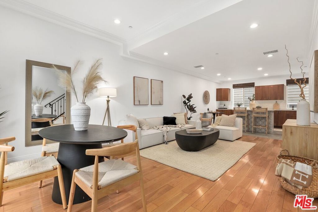 Photo of Listing #26649785