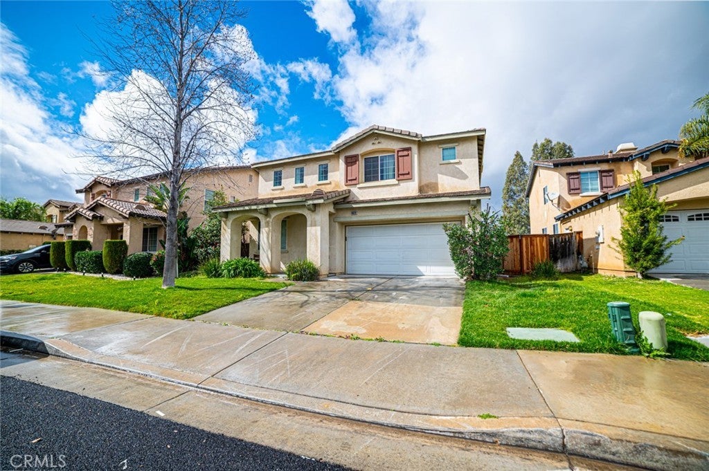 Photo of Listing #IV26033398