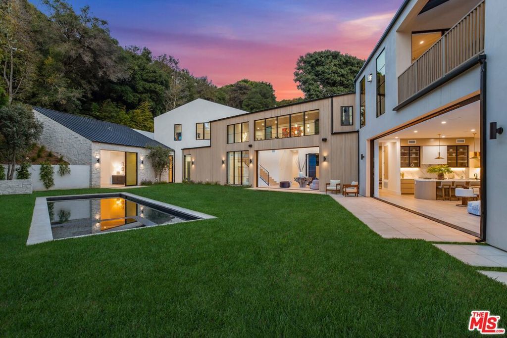 Photo of Listing #26651925