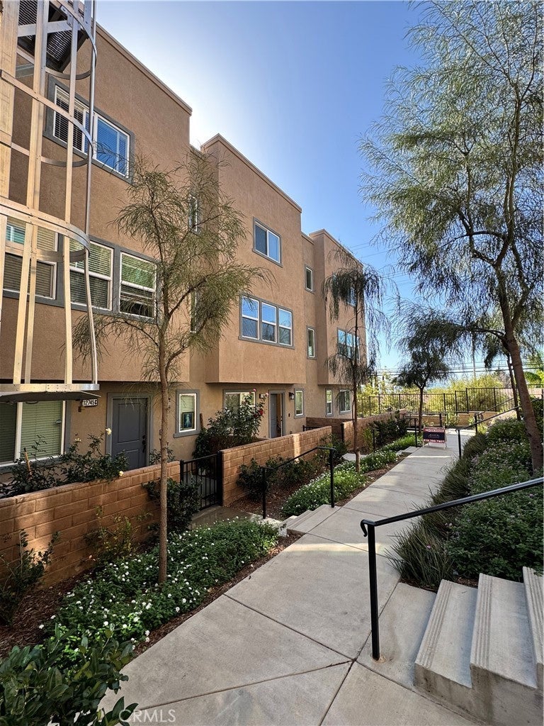 12745 Watt Lane B, Sylmar