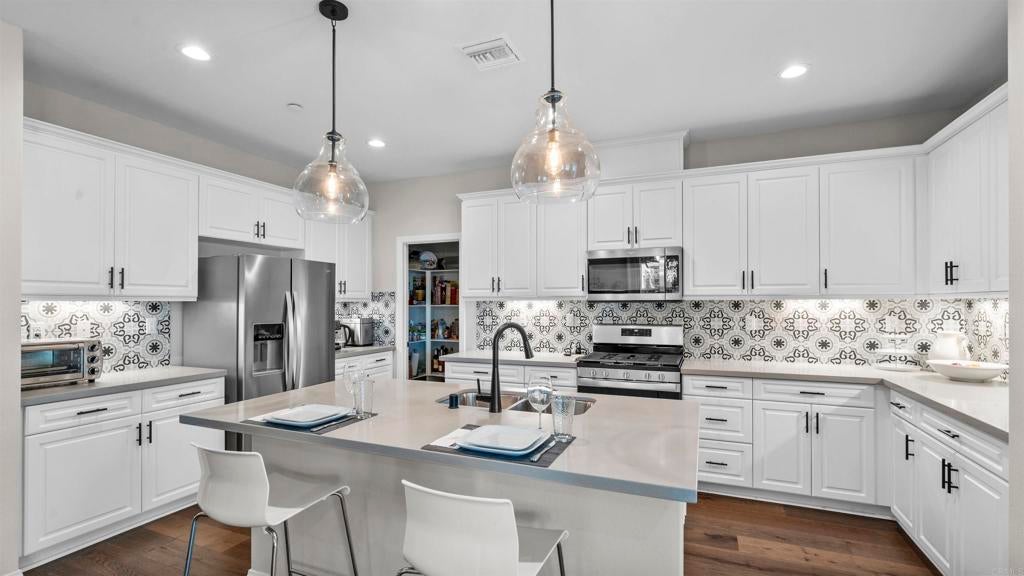 Photo of Listing #NDP2601454