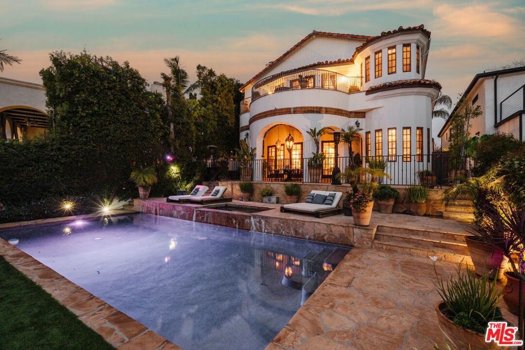 Photo of Listing #26652101