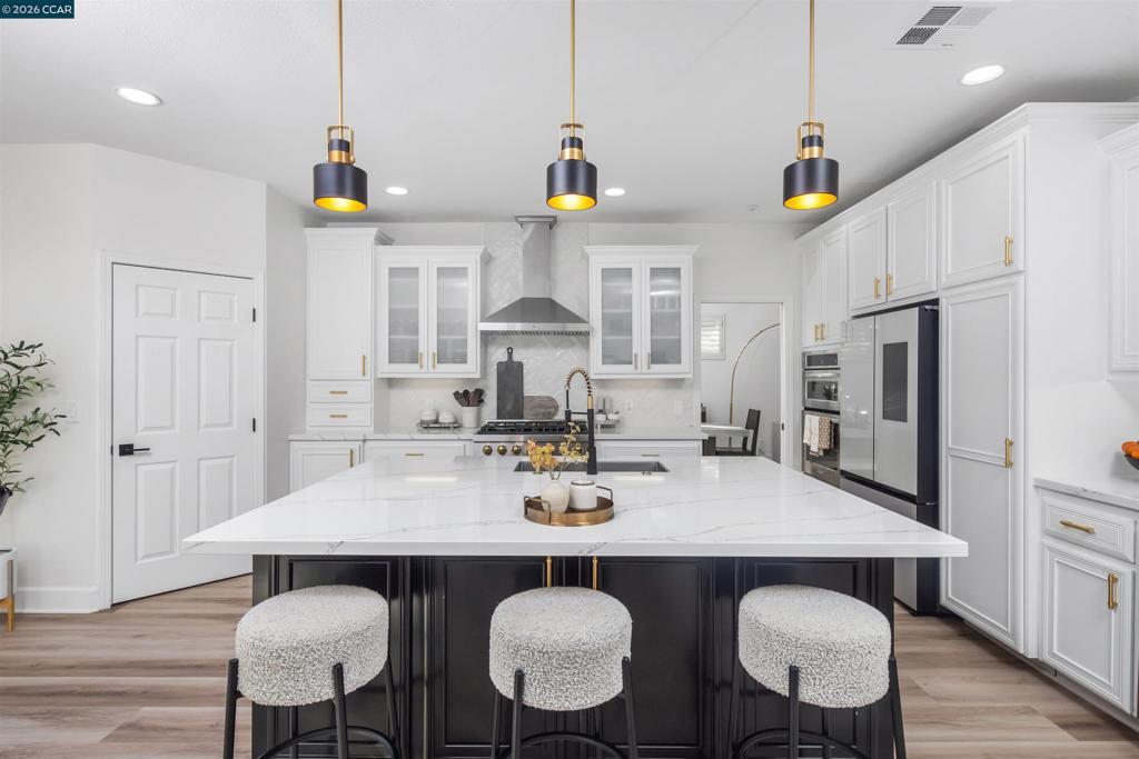 Photo of Listing #41124083