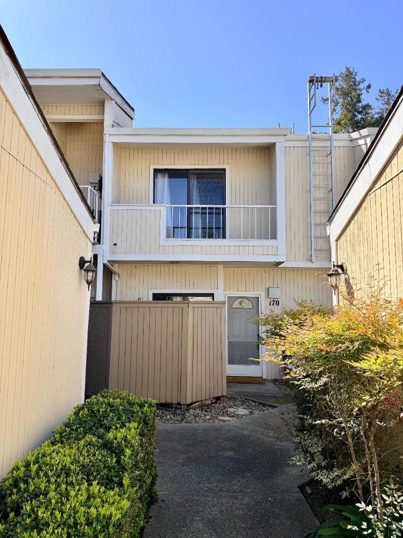 Photo of Listing #ML82035032