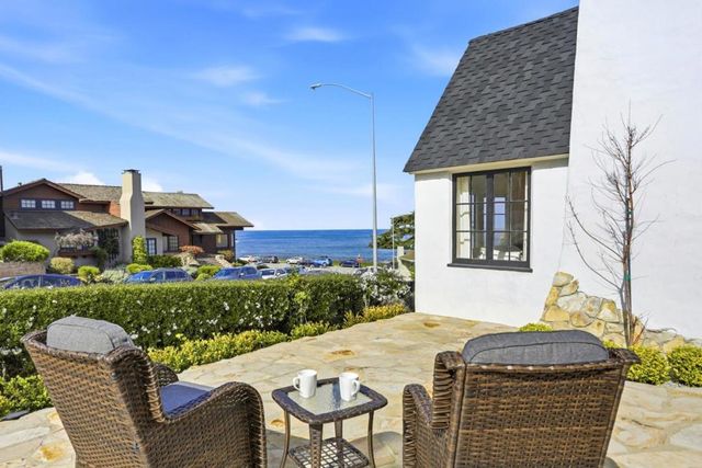 115 1st Street, Pacific Grove