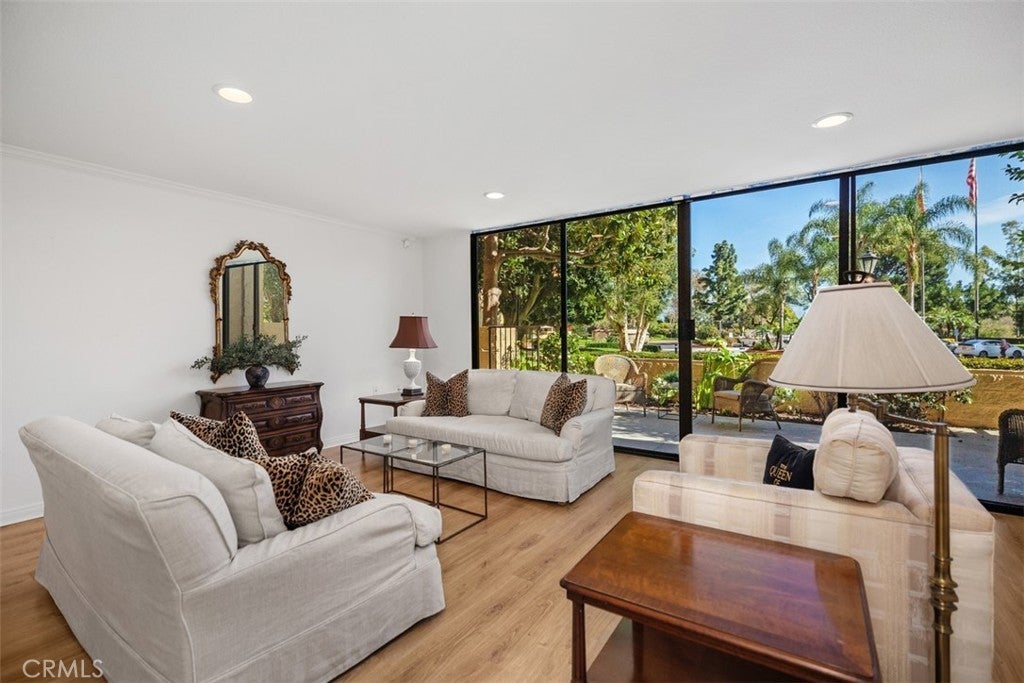 Photo of Listing #OC26034153