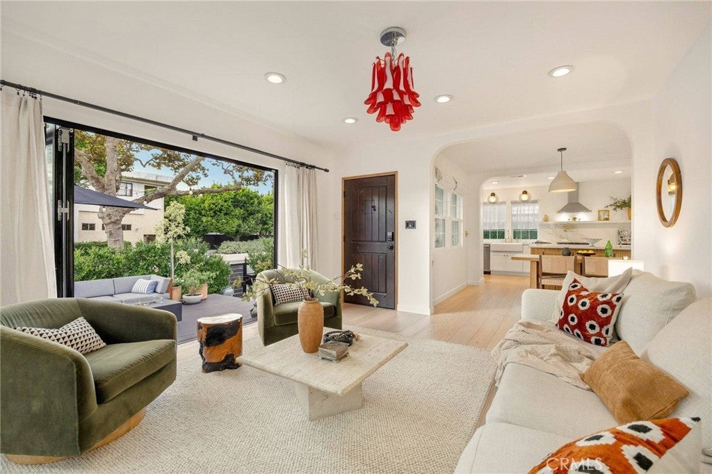 Photo of Listing #SB26034527