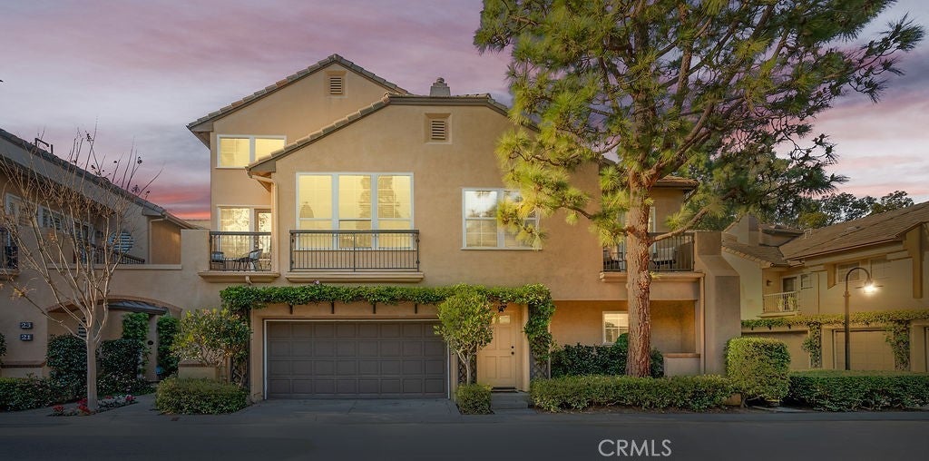 17 Auvergne, Newport Coast