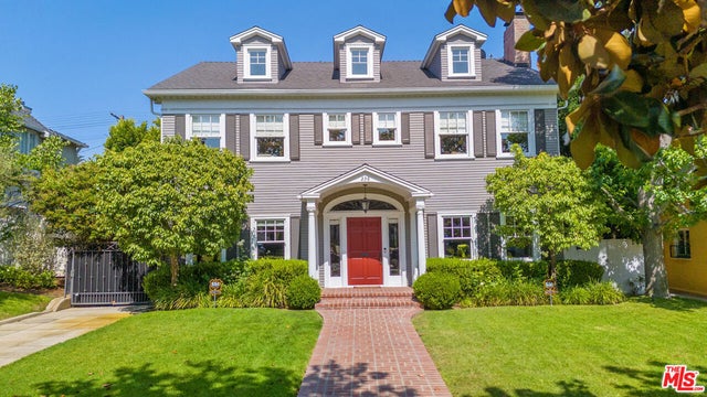 236 S Irving Boulevard, Los Angeles